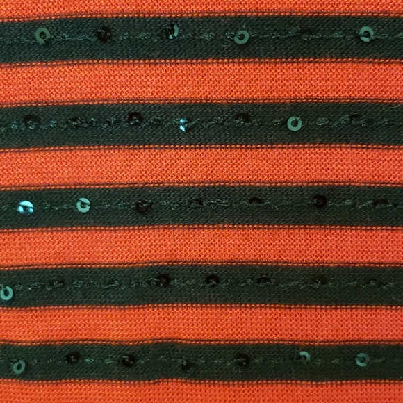 Express Red and Black Bodycon Dress - Picture 4 of 4